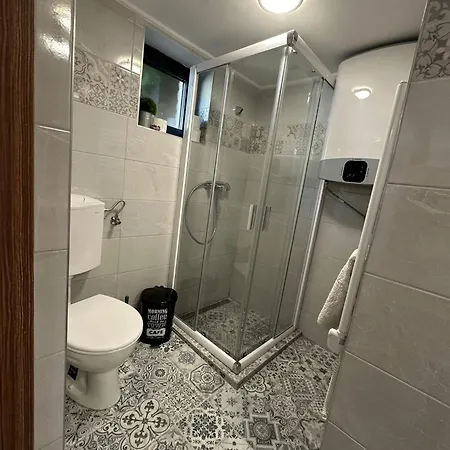Apartment Guszti *